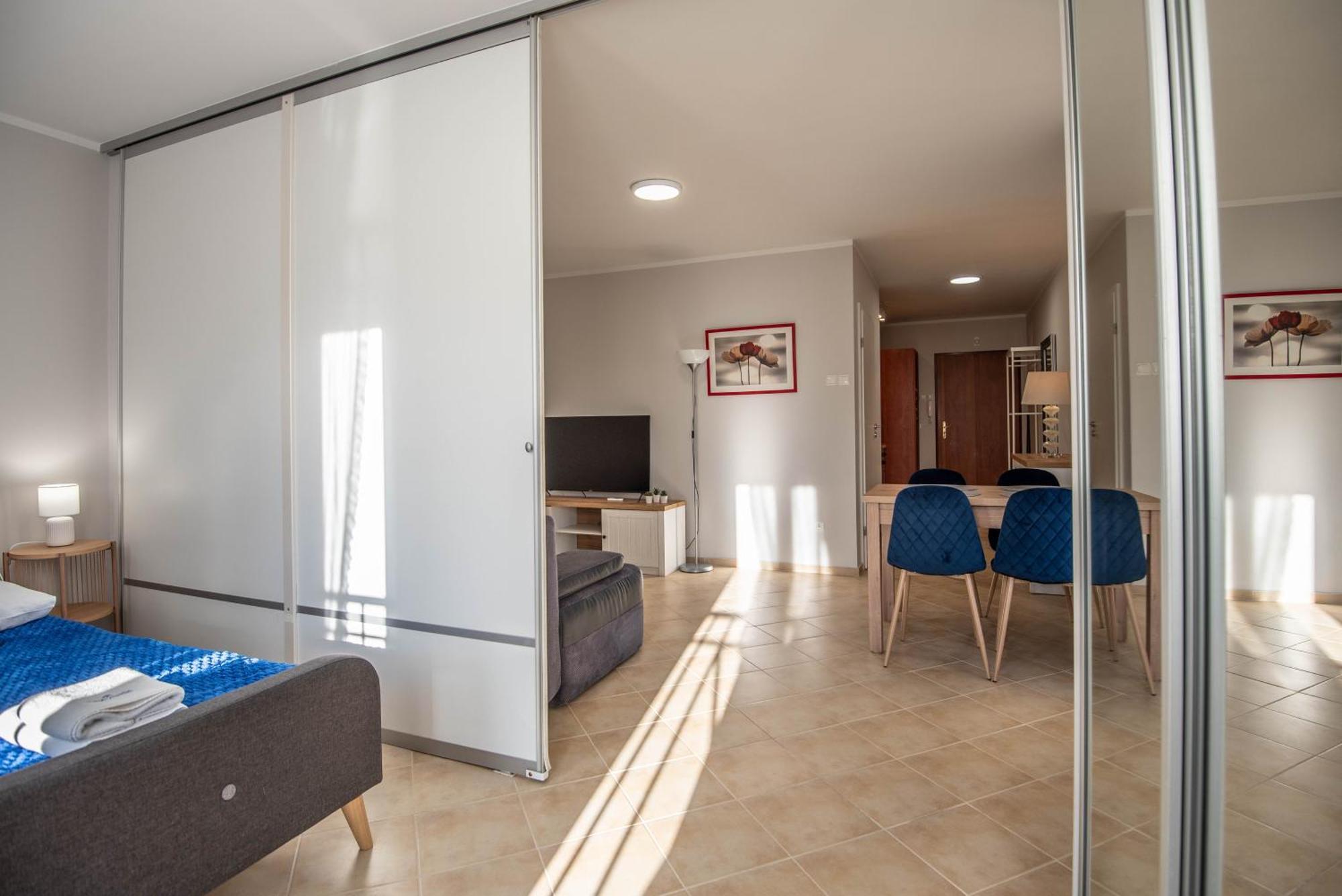 Apartamenty Promenada Z Tarasem I Parkingiem - Apartamenty Na Wyspie Swinoujscie Exterior photo